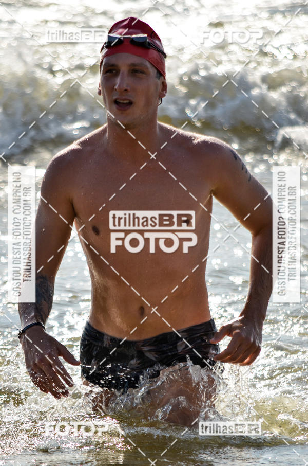 Buy your photos of the eventCircuito Triple Crown de Nata��o -  Etapa Barra Velha -  4k 2k 600m e 200m/Kids on Fotop