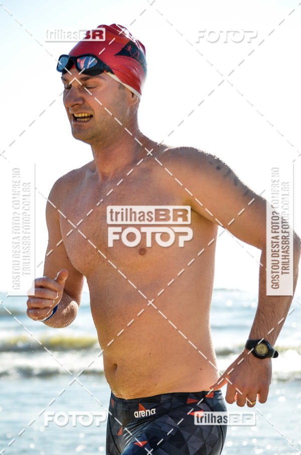 Buy your photos of the eventCircuito Triple Crown de Nata��o -  Etapa Barra Velha -  4k 2k 600m e 200m/Kids on Fotop