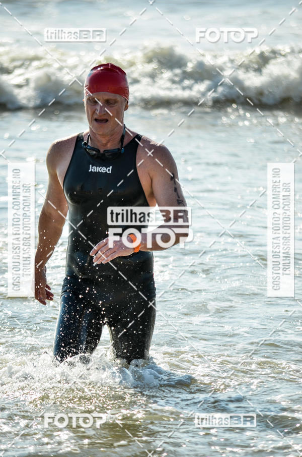 Buy your photos of the eventCircuito Triple Crown de Nata��o -  Etapa Barra Velha -  4k 2k 600m e 200m/Kids on Fotop