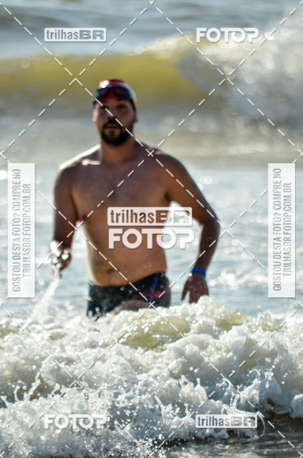 Buy your photos of the eventCircuito Triple Crown de Nata��o -  Etapa Barra Velha -  4k 2k 600m e 200m/Kids on Fotop