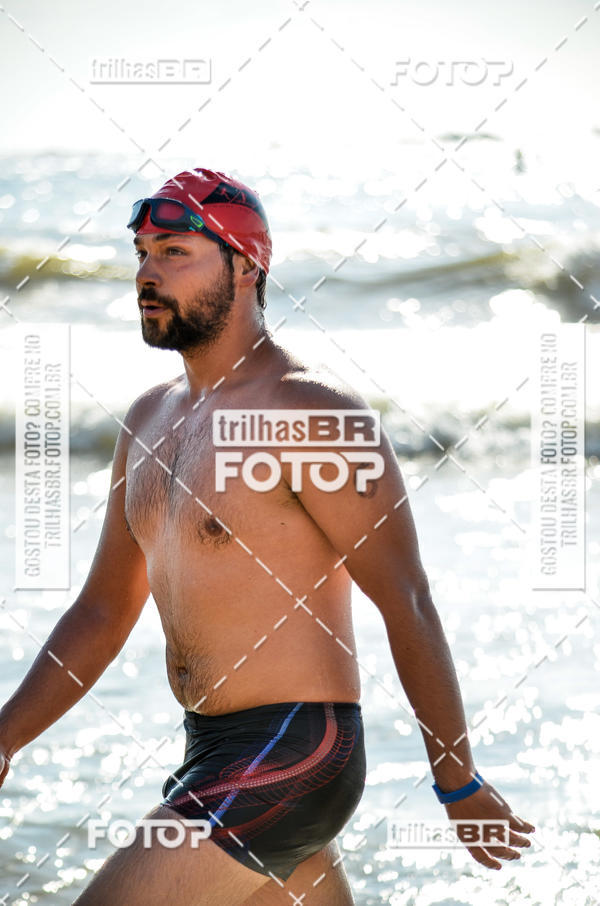 Buy your photos of the eventCircuito Triple Crown de Nata��o -  Etapa Barra Velha -  4k 2k 600m e 200m/Kids on Fotop