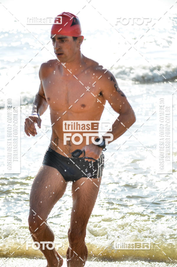 Buy your photos of the eventCircuito Triple Crown de Nata��o -  Etapa Barra Velha -  4k 2k 600m e 200m/Kids on Fotop