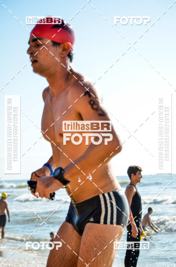 Buy your photos of the eventCircuito Triple Crown de Nata��o -  Etapa Barra Velha -  4k 2k 600m e 200m/Kids on Fotop