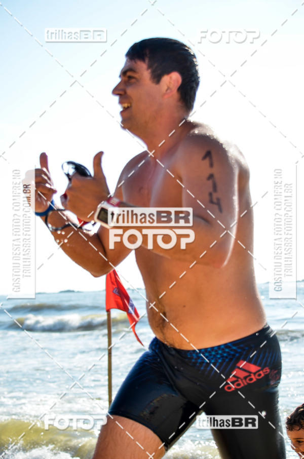 Buy your photos of the eventCircuito Triple Crown de Nata��o -  Etapa Barra Velha -  4k 2k 600m e 200m/Kids on Fotop