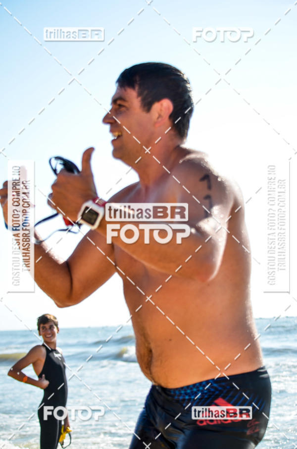 Buy your photos of the eventCircuito Triple Crown de Nata��o -  Etapa Barra Velha -  4k 2k 600m e 200m/Kids on Fotop