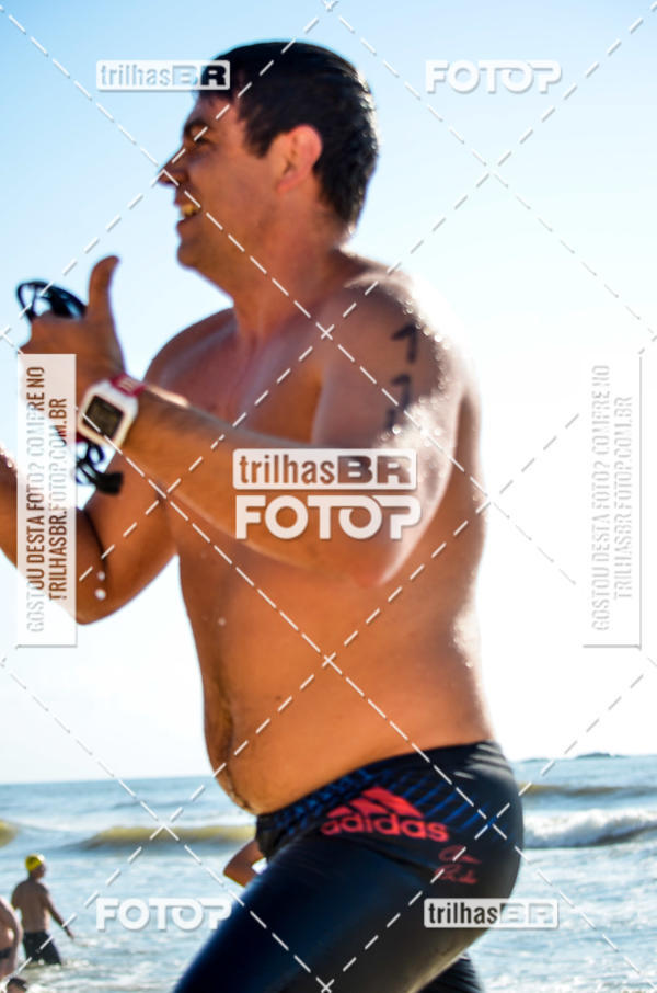 Buy your photos of the eventCircuito Triple Crown de Nata��o -  Etapa Barra Velha -  4k 2k 600m e 200m/Kids on Fotop