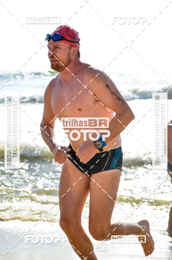 Buy your photos of the eventCircuito Triple Crown de Nata��o -  Etapa Barra Velha -  4k 2k 600m e 200m/Kids on Fotop