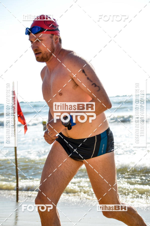 Buy your photos of the eventCircuito Triple Crown de Nata��o -  Etapa Barra Velha -  4k 2k 600m e 200m/Kids on Fotop