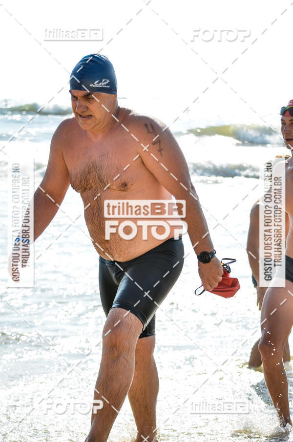 Buy your photos of the eventCircuito Triple Crown de Nata��o -  Etapa Barra Velha -  4k 2k 600m e 200m/Kids on Fotop