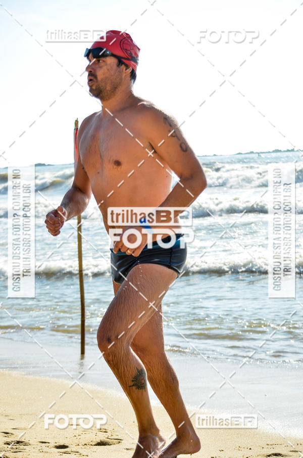 Buy your photos of the eventCircuito Triple Crown de Nata��o -  Etapa Barra Velha -  4k 2k 600m e 200m/Kids on Fotop