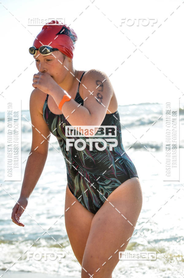 Buy your photos of the eventCircuito Triple Crown de Nata��o -  Etapa Barra Velha -  4k 2k 600m e 200m/Kids on Fotop