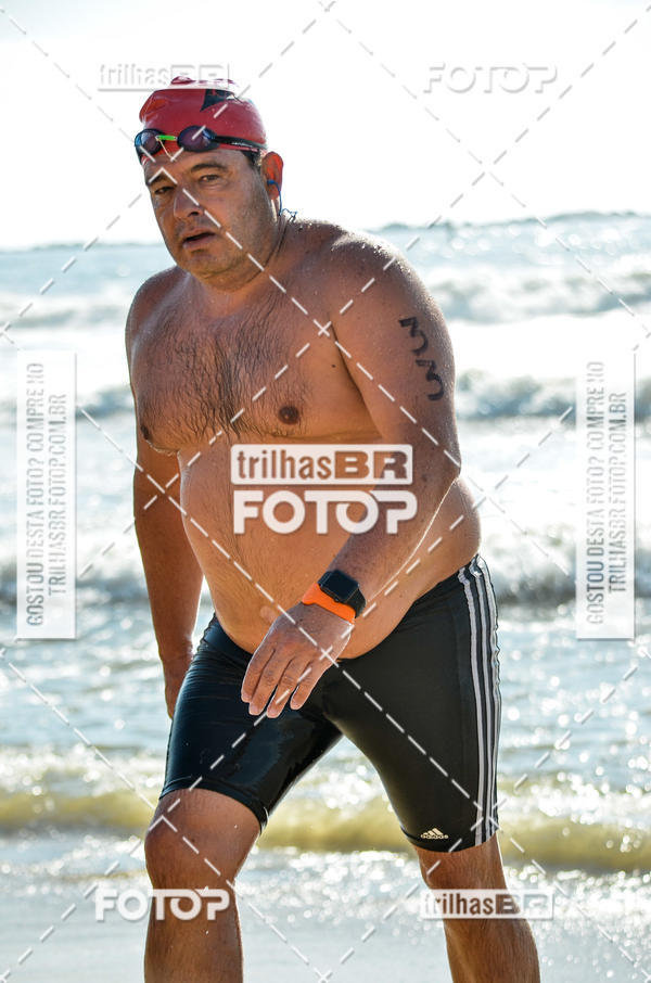 Buy your photos of the eventCircuito Triple Crown de Nata��o -  Etapa Barra Velha -  4k 2k 600m e 200m/Kids on Fotop