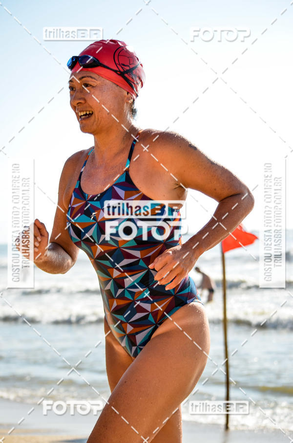 Buy your photos of the eventCircuito Triple Crown de Nata��o -  Etapa Barra Velha -  4k 2k 600m e 200m/Kids on Fotop