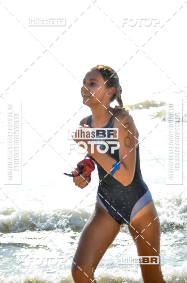 Buy your photos of the eventCircuito Triple Crown de Nata��o -  Etapa Barra Velha -  4k 2k 600m e 200m/Kids on Fotop