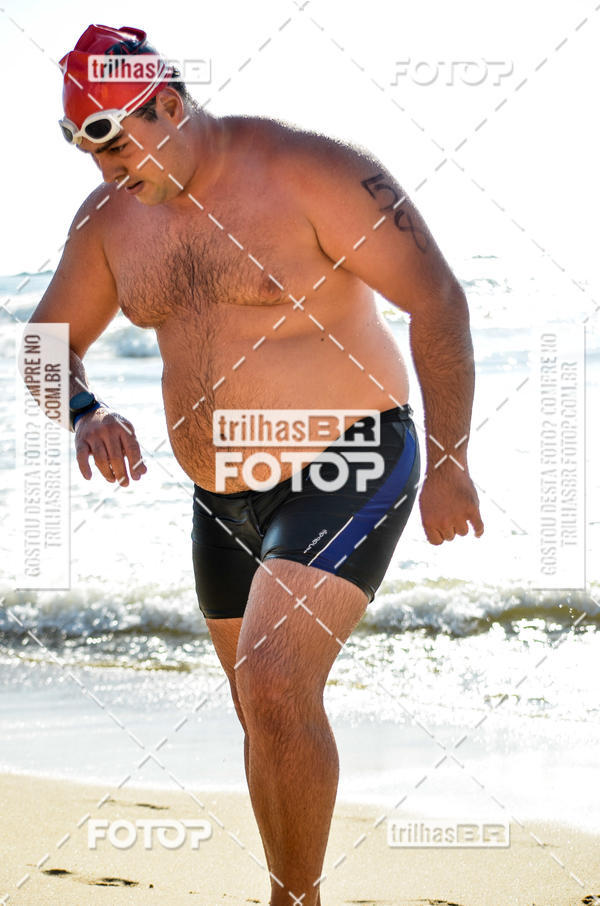 Buy your photos of the eventCircuito Triple Crown de Nata��o -  Etapa Barra Velha -  4k 2k 600m e 200m/Kids on Fotop