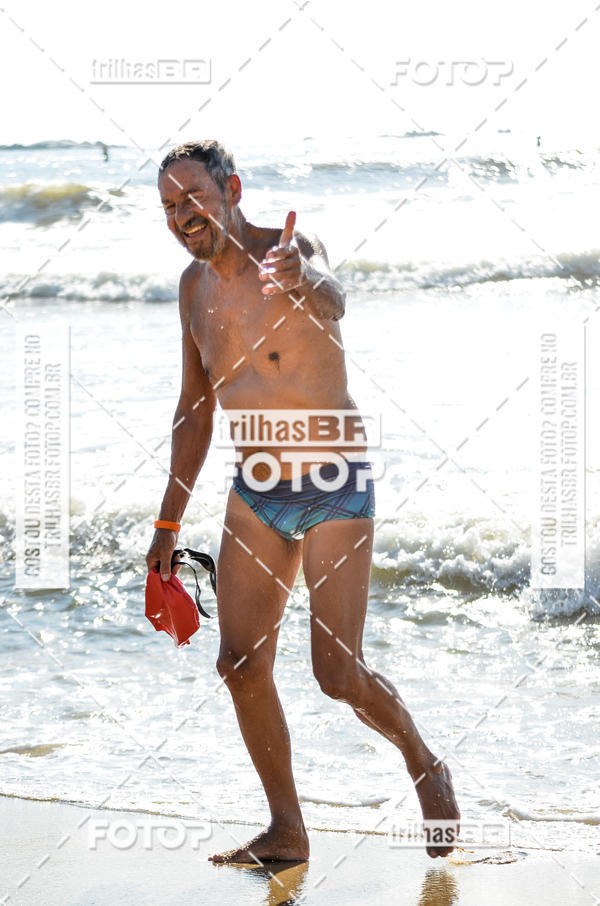 Buy your photos of the eventCircuito Triple Crown de Nata��o -  Etapa Barra Velha -  4k 2k 600m e 200m/Kids on Fotop