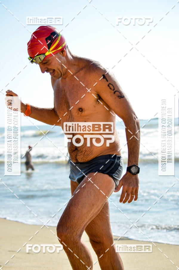 Buy your photos of the eventCircuito Triple Crown de Nata��o -  Etapa Barra Velha -  4k 2k 600m e 200m/Kids on Fotop