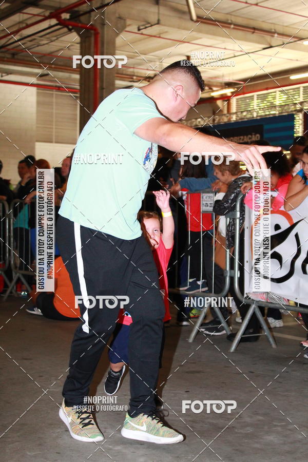 Buy your photos of the event2� Corrida Infantil Masha e o Urso on Fotop