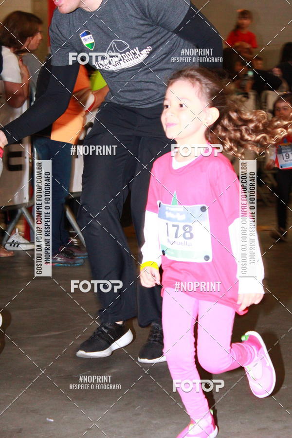 Buy your photos of the event2� Corrida Infantil Masha e o Urso on Fotop