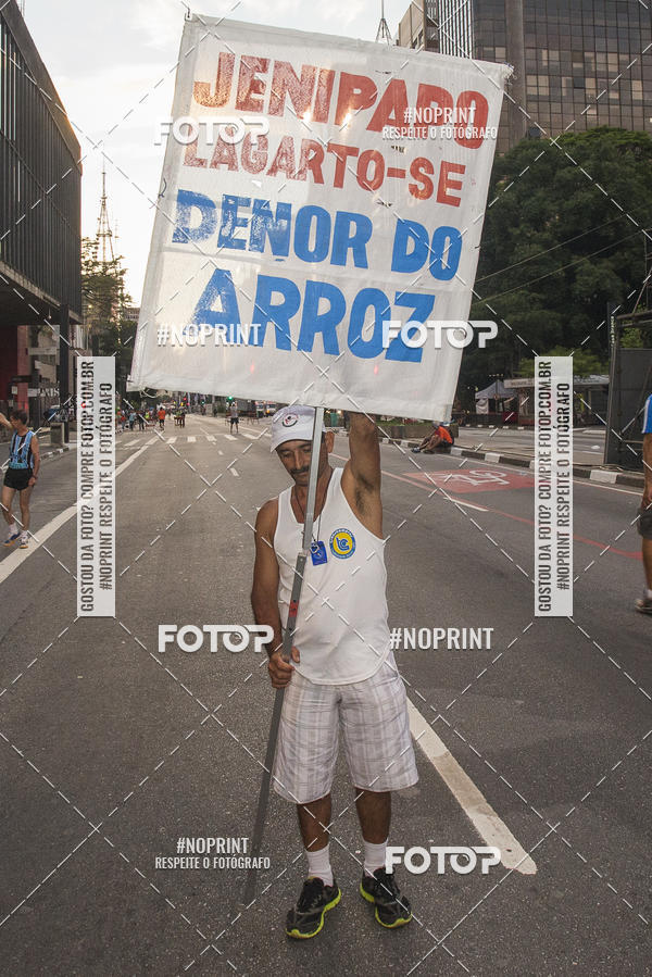 Buy your photos of the eventCorrida de So Silvestre 2013 on Fotop
