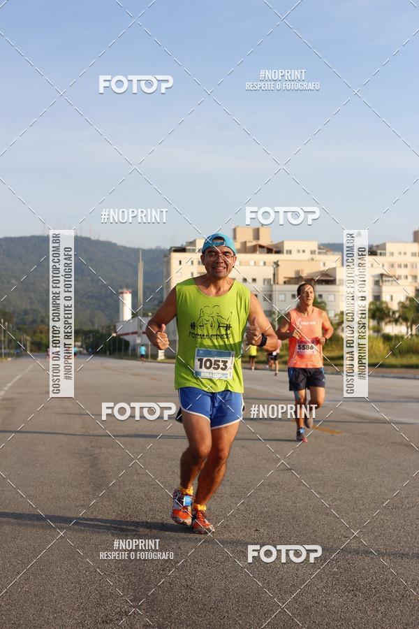 Buy your photos of the eventCORRIDA SOLIDARIA SANTA CASA on Fotop