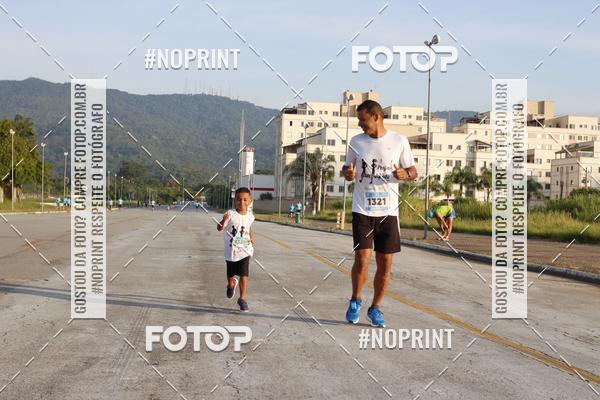 Buy your photos of the eventCORRIDA SOLIDARIA SANTA CASA on Fotop