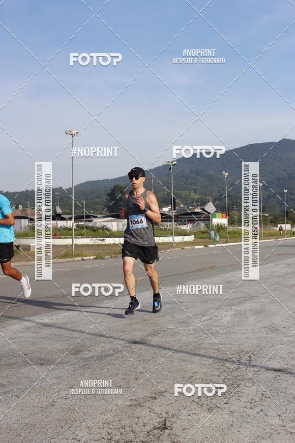Buy your photos of the eventCORRIDA SOLIDARIA SANTA CASA on Fotop