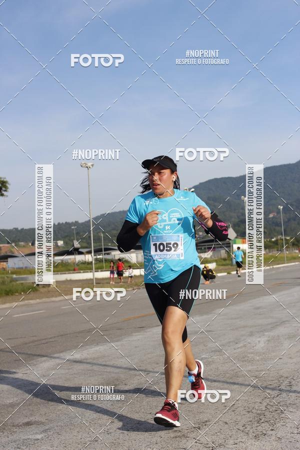 Buy your photos of the eventCORRIDA SOLIDARIA SANTA CASA on Fotop