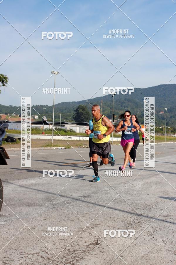 Buy your photos of the eventCORRIDA SOLIDARIA SANTA CASA on Fotop