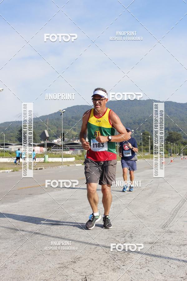 Buy your photos of the eventCORRIDA SOLIDARIA SANTA CASA on Fotop