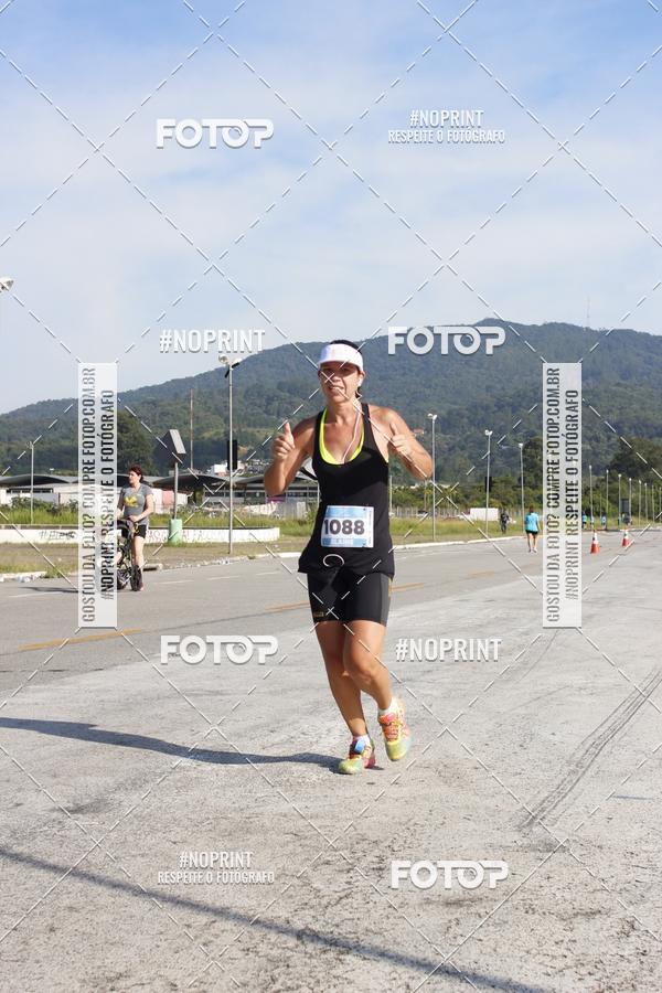 Buy your photos of the eventCORRIDA SOLIDARIA SANTA CASA on Fotop