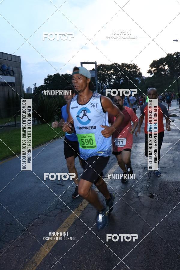 Buy your photos of the eventCorrida da Lua Cheia - Parque Barigui on Fotop