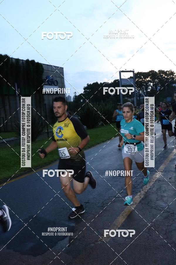 Buy your photos of the eventCorrida da Lua Cheia - Parque Barigui on Fotop