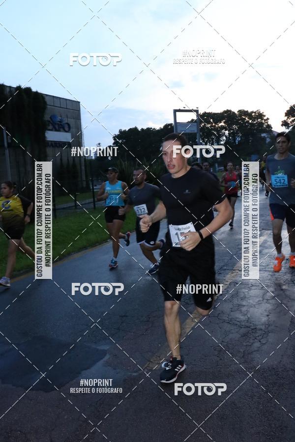 Buy your photos of the eventCorrida da Lua Cheia - Parque Barigui on Fotop
