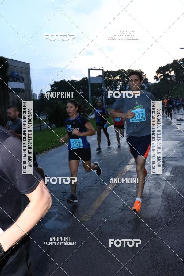 Achetez vos photos de l'�v�nementCorrida da Lua Cheia - Parque Barigui sur Fotop
