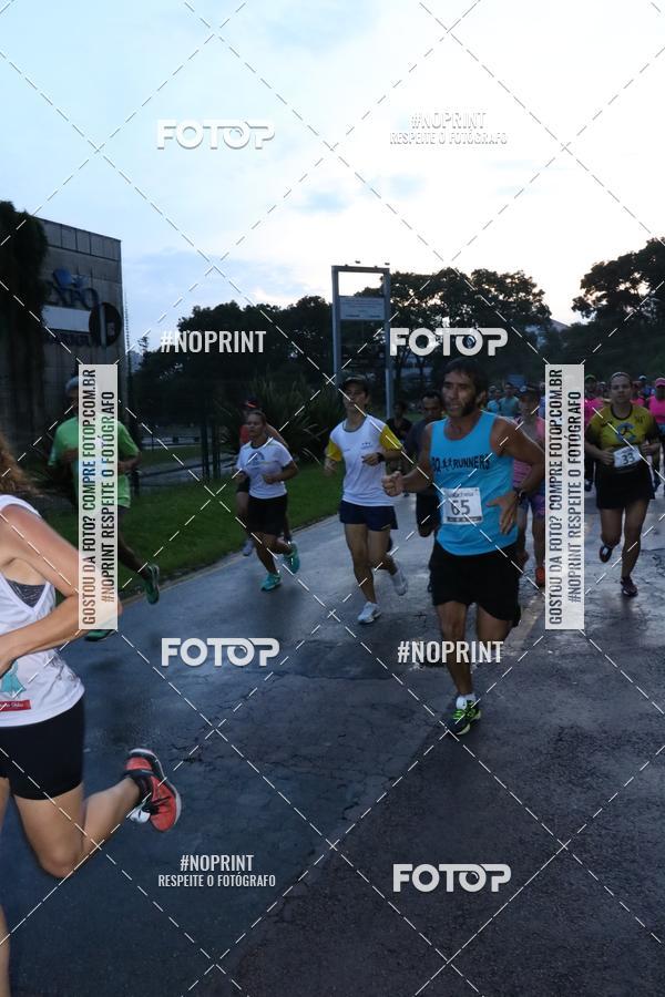 Achetez vos photos de l'�v�nementCorrida da Lua Cheia - Parque Barigui sur Fotop