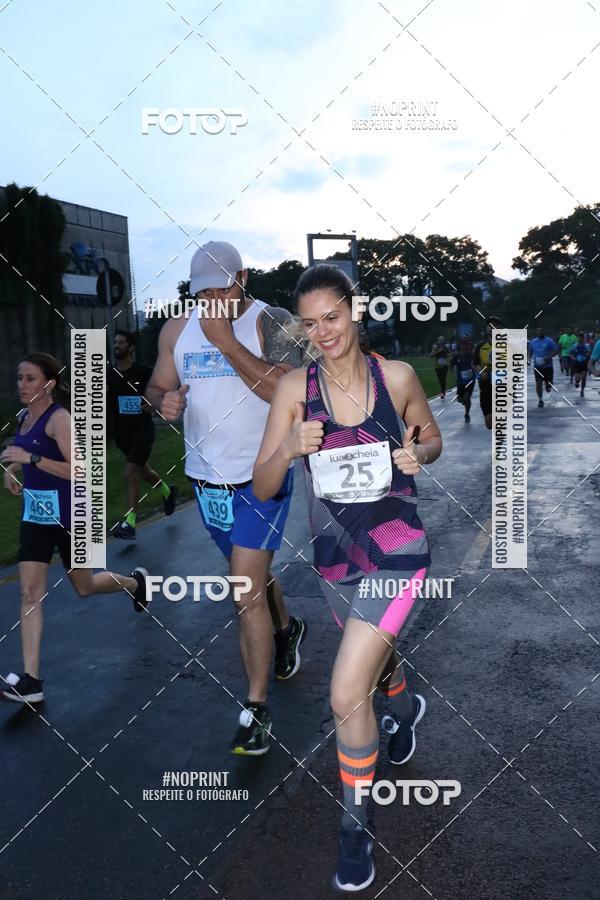 Buy your photos of the eventCorrida da Lua Cheia - Parque Barigui on Fotop