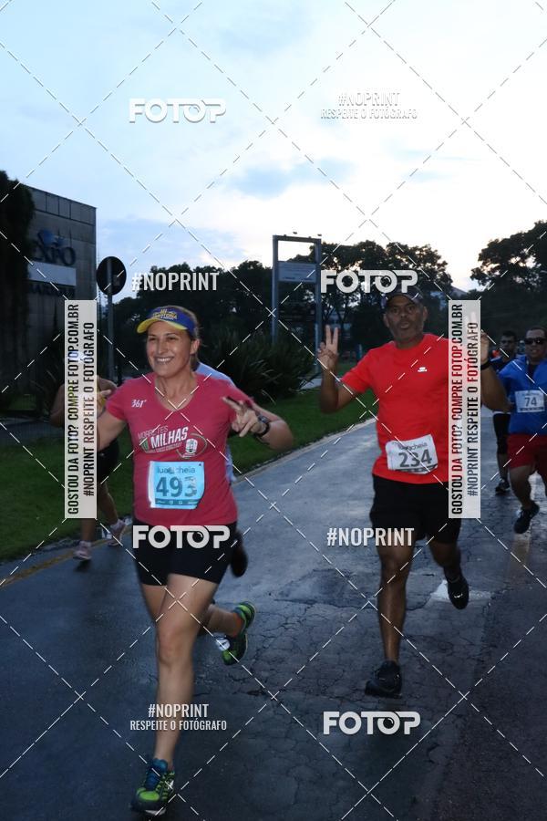 Buy your photos of the eventCorrida da Lua Cheia - Parque Barigui on Fotop