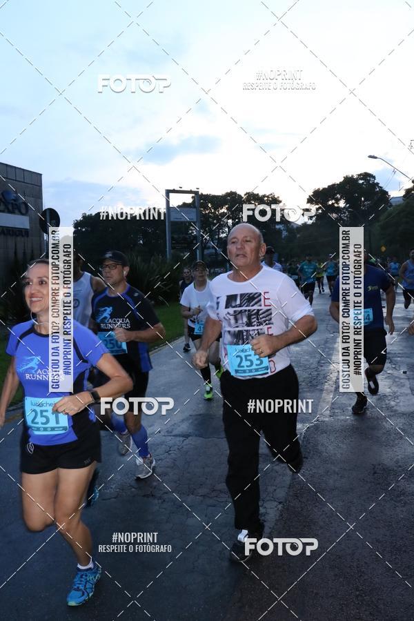 Buy your photos of the eventCorrida da Lua Cheia - Parque Barigui on Fotop