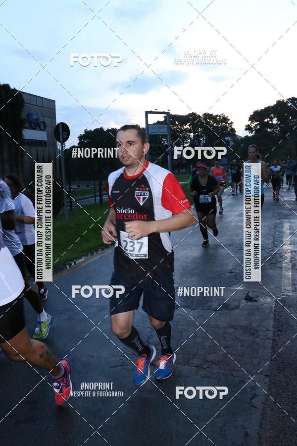 Buy your photos of the eventCorrida da Lua Cheia - Parque Barigui on Fotop