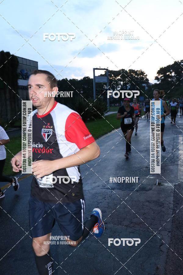 Buy your photos of the eventCorrida da Lua Cheia - Parque Barigui on Fotop