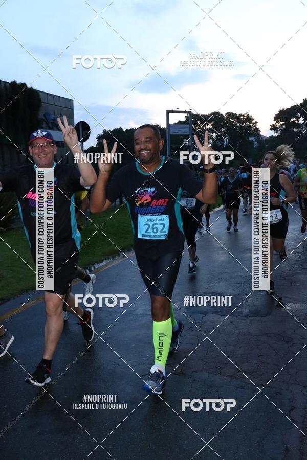 Buy your photos of the eventCorrida da Lua Cheia - Parque Barigui on Fotop