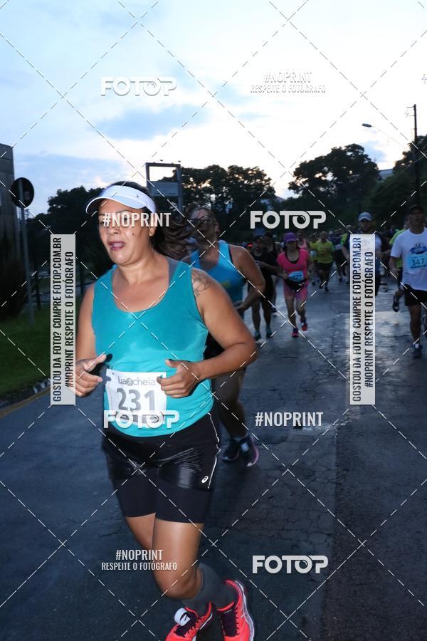 Buy your photos of the eventCorrida da Lua Cheia - Parque Barigui on Fotop