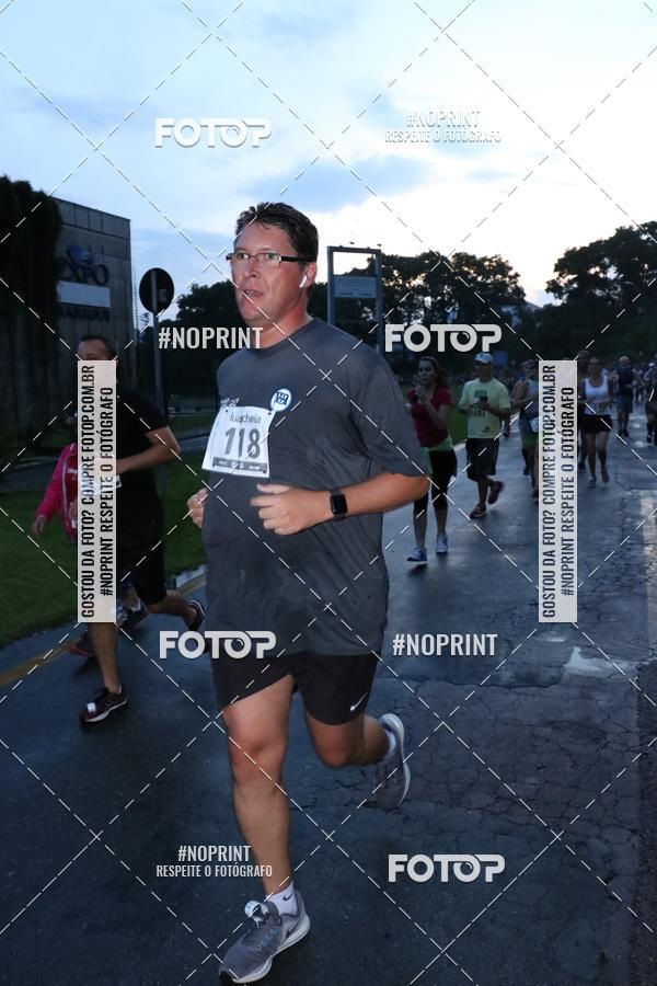 Buy your photos of the eventCorrida da Lua Cheia - Parque Barigui on Fotop