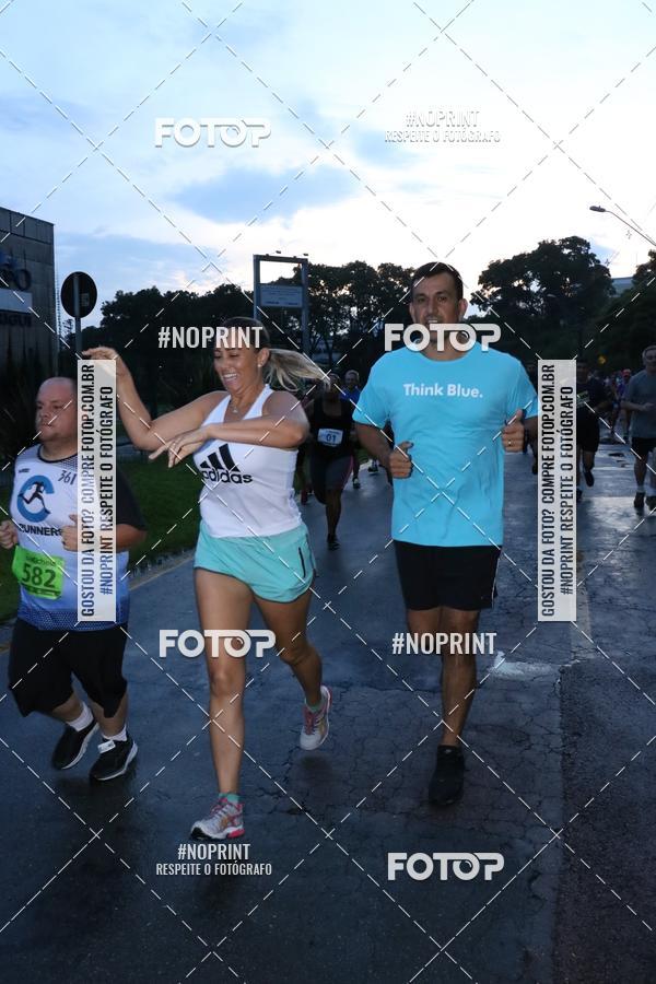 Buy your photos of the eventCorrida da Lua Cheia - Parque Barigui on Fotop