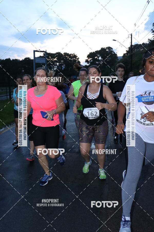 Buy your photos of the eventCorrida da Lua Cheia - Parque Barigui on Fotop