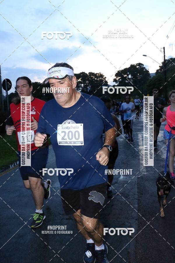 Buy your photos of the eventCorrida da Lua Cheia - Parque Barigui on Fotop