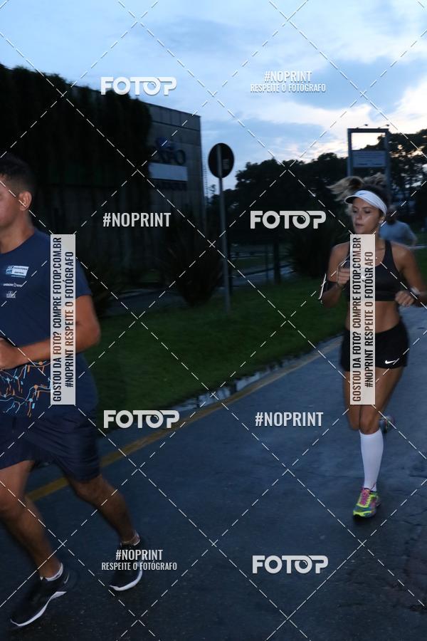 Buy your photos of the eventCorrida da Lua Cheia - Parque Barigui on Fotop