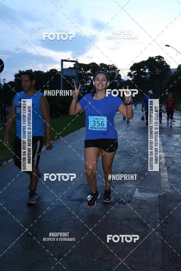 Buy your photos of the eventCorrida da Lua Cheia - Parque Barigui on Fotop