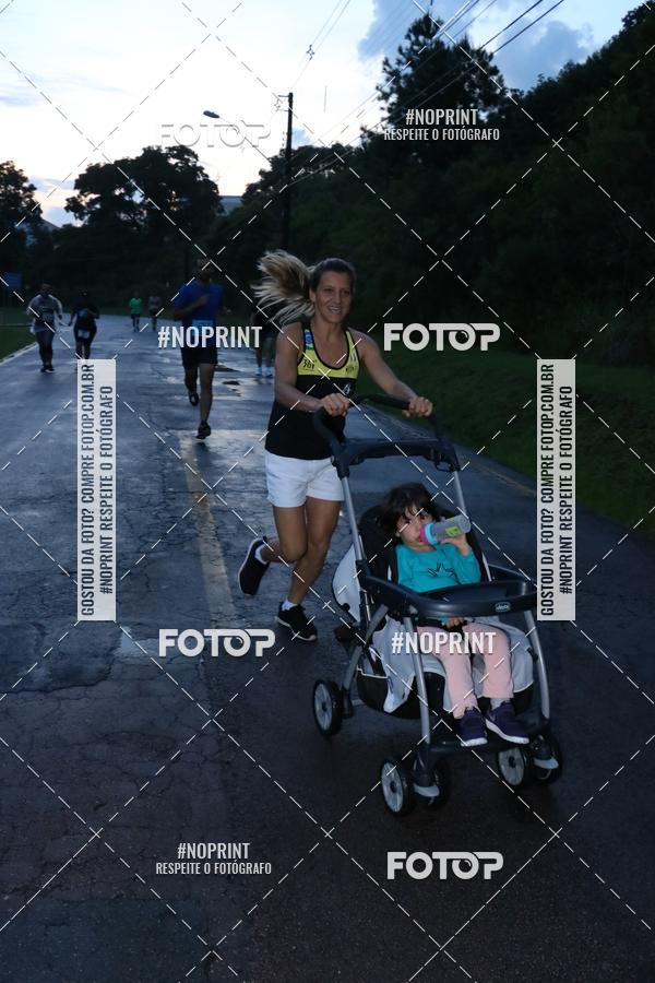 Buy your photos of the eventCorrida da Lua Cheia - Parque Barigui on Fotop